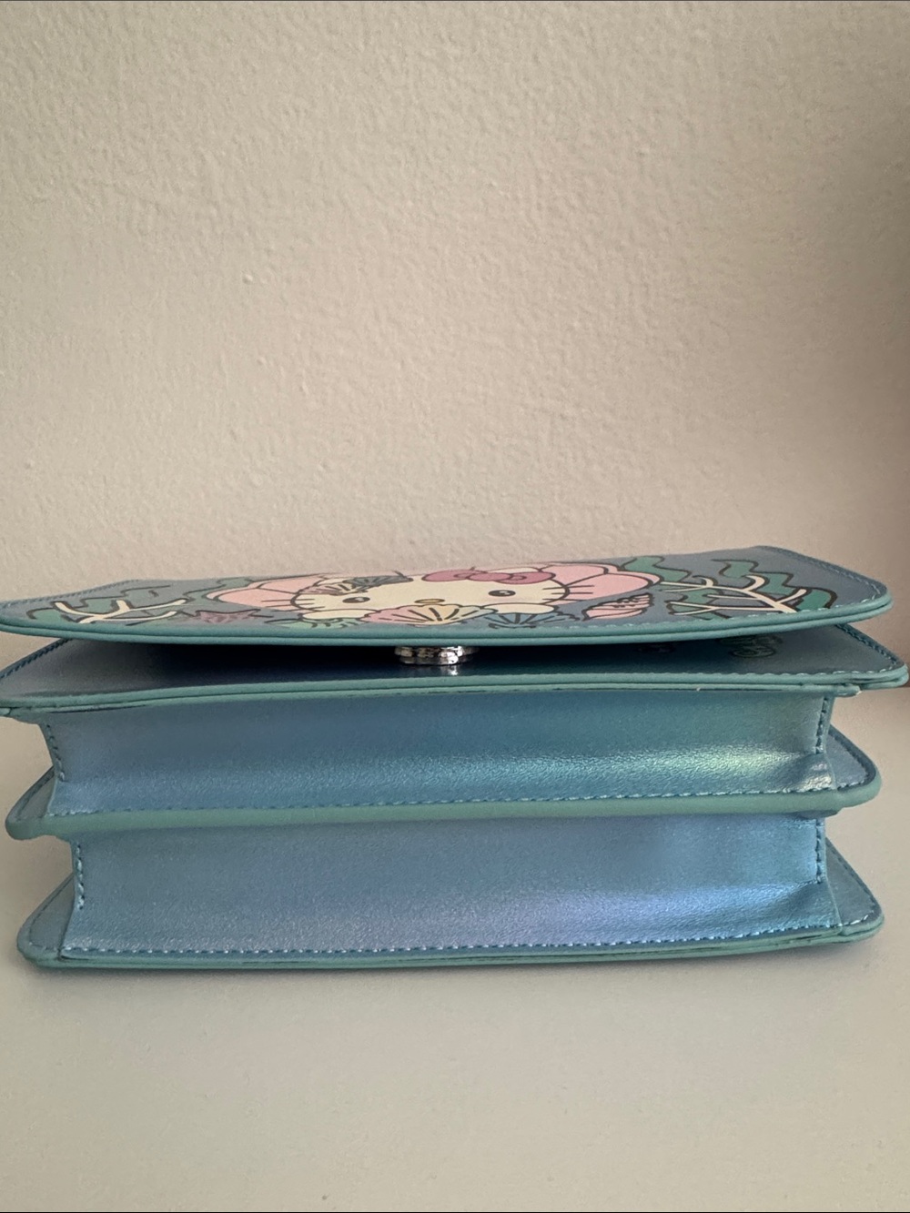 Loungefly Sanrio Hello Kitty Mermaid crossbody - Picture 5 of 12